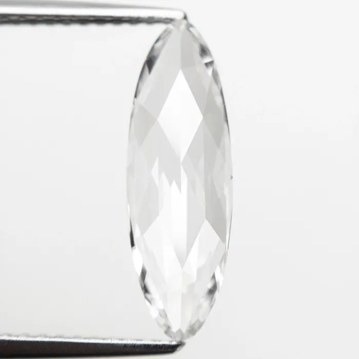 173ct 1630x542x228mm VS2 DE Moval Rosecut 2094201 Misfit Diamonds Earrings