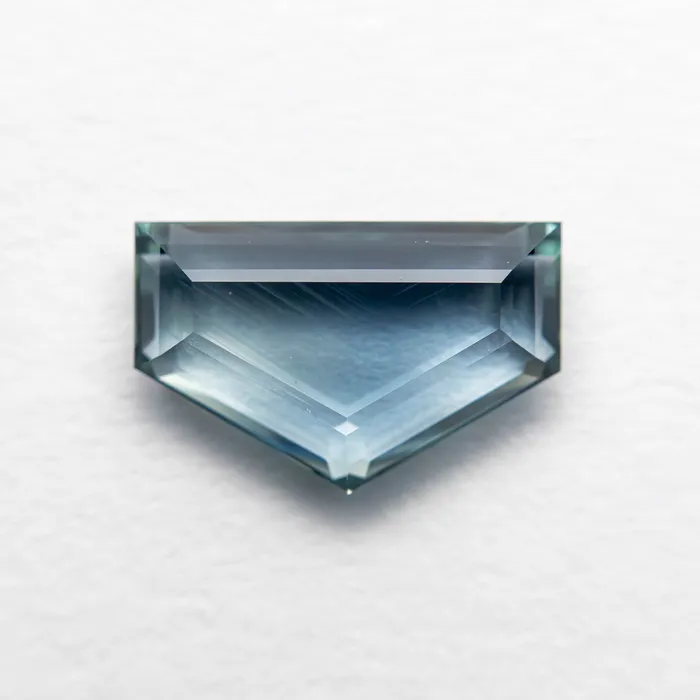 209ct 627x986x294mm Pentagon Portrait Cut Sapphire 2368401 Misfit Gems Rings