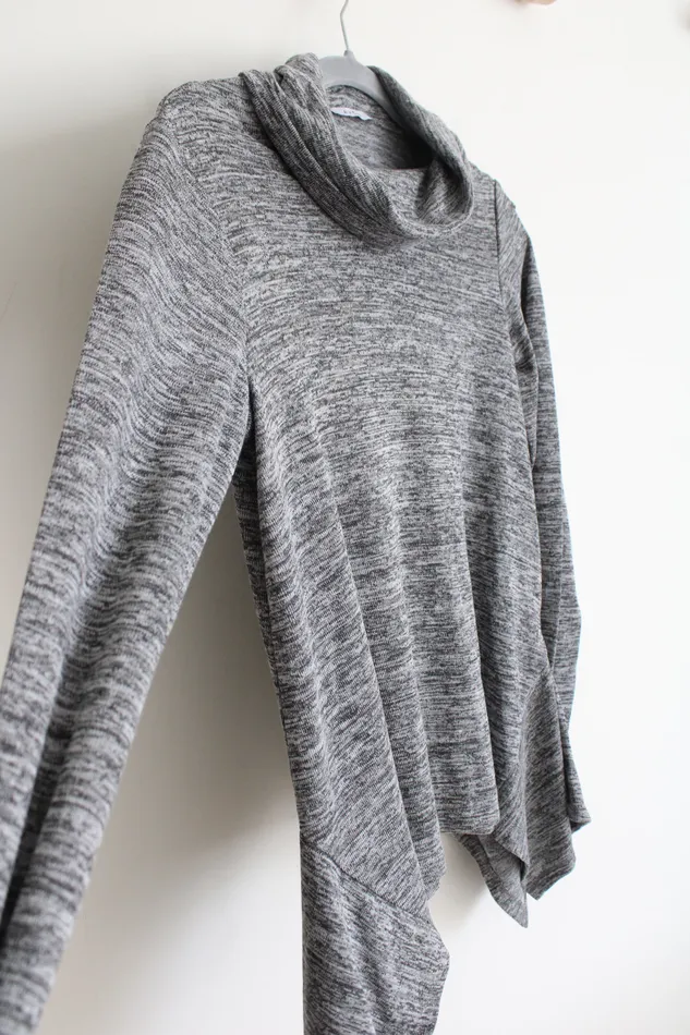 Avon Gray Heathered Knit Cowl Neck Sweater S 46 Avon Earrings