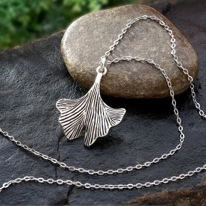 Chadds Ford Jewelry Necklaces Vintage Ginkgo Leaf Necklace