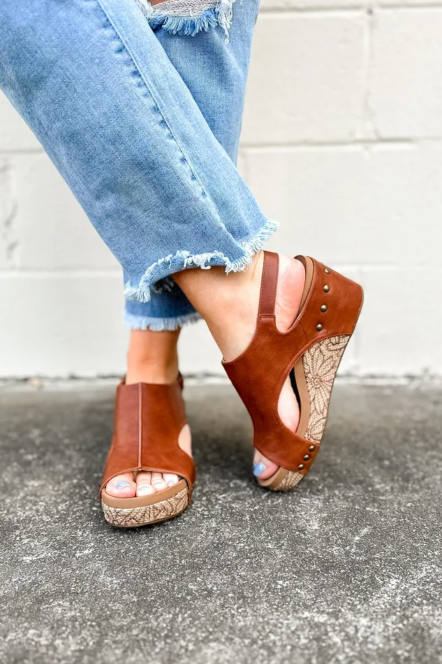 Corkys Rings Corkys Carley Wedge Sandal Cognac Floral Wrap