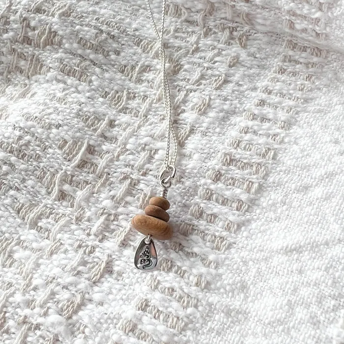 DC Necklaces 3 Stone Stack Necklace