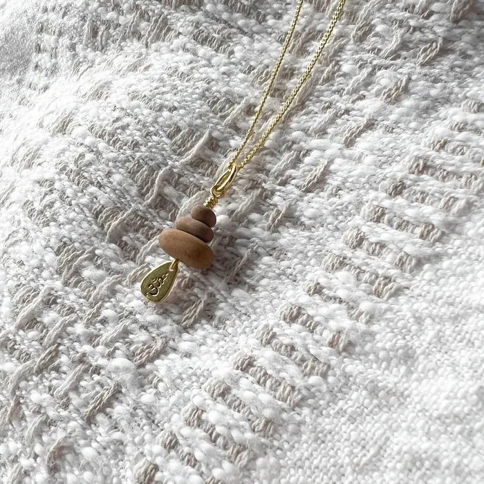 DC Necklaces 3 Stone Stack Necklace