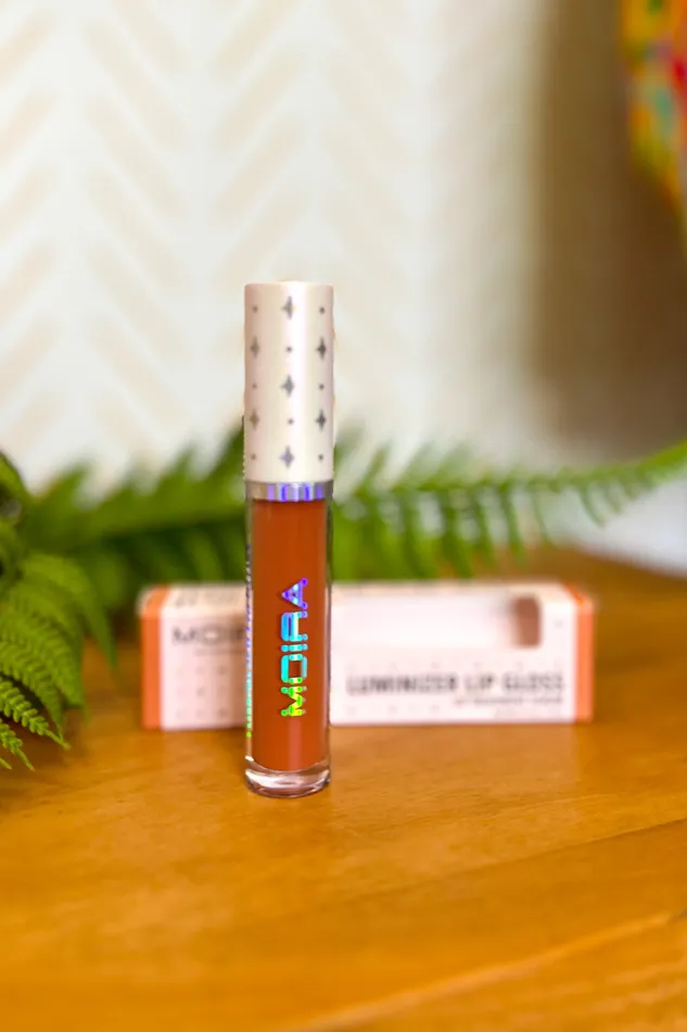Earrings Luminizer Lip Gloss Juliette Moira Cosmetics FAIRE