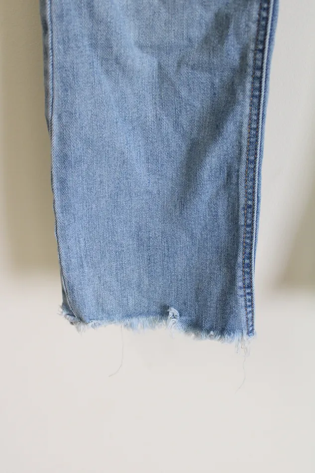 Earrings Old Navy Old Navy Flare Crop Jeans 0