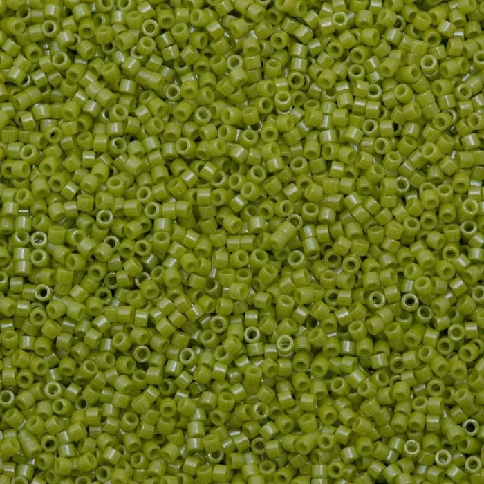 Earrings Peppy Beads DB0262 Opaque Chartreuse Luster Miyuki Delica 110