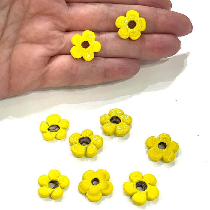 Hand Made Murano Glass Large Hole Yellow Flower Beads 50 Beads in a pack Peppy Beads Earrings Hand Made Murano Glass Large Hole Yellow Flower Beads 50 Beads in a pack Peppy Beads Earrings