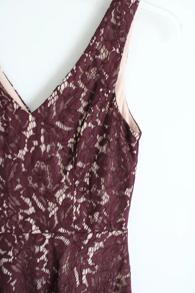 Jubilee Thrift Earrings NEW Soprano Burgundy Lace Dress M