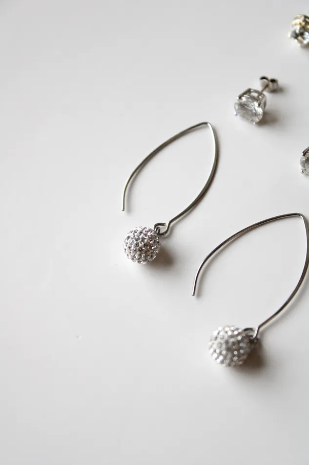 Jubilee Thrift Earrings Silver Crystal Clear Rhinestone Earring Set