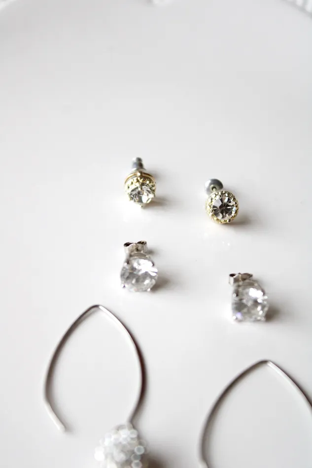 Jubilee Thrift Earrings Silver Crystal Clear Rhinestone Earring Set