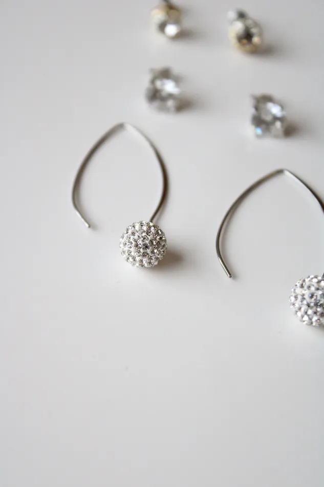 Jubilee Thrift Earrings Silver Crystal Clear Rhinestone Earring Set