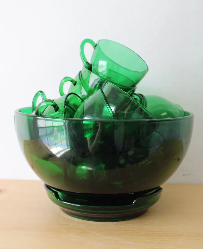 Jubilee Thrift Earrings Vintage Anchor Hocking 20Piece Emerald Green Glass Punch Bowl Set Jubilee Thrift Earrings Vintage Anchor Hocking 20Piece Emerald Green Glass Punch Bowl Set