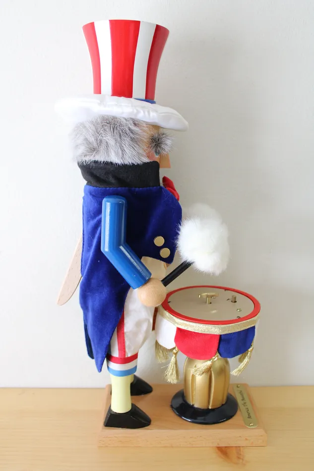 Jubilee Thrift Earrings Vintage Steinbach Musical AMERICA THE BEAUTIFUL Uncle Sam Nutcracker Drummer