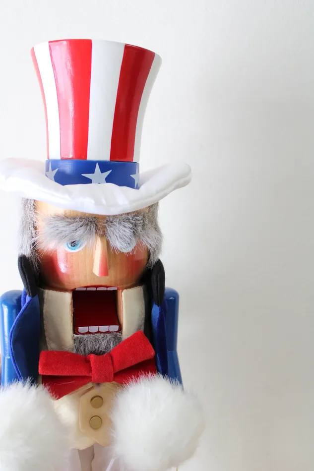 Jubilee Thrift Earrings Vintage Steinbach Musical AMERICA THE BEAUTIFUL Uncle Sam Nutcracker Drummer