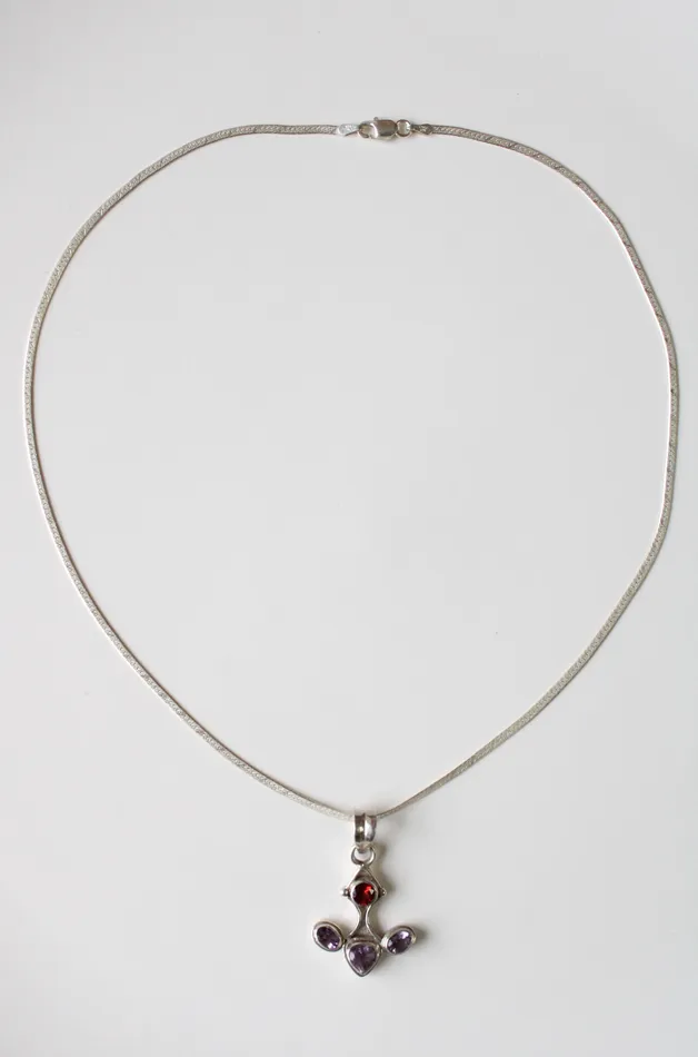 Jubilee Thrift Purple Red Stone Anchor Shaped Sterling Silver Necklace Necklaces Jubilee Thrift Purple Red Stone Anchor Shaped Sterling Silver Necklace Necklaces
