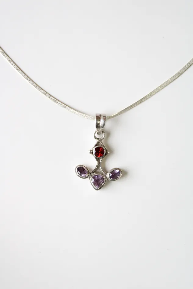 Jubilee Thrift Purple Red Stone Anchor Shaped Sterling Silver Necklace Necklaces