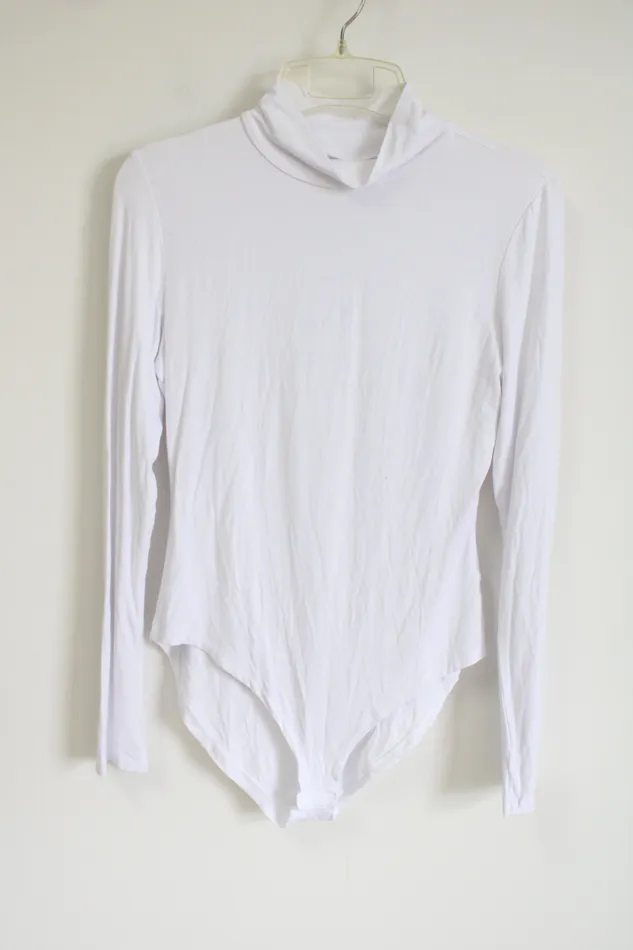 Laolasi NEW Laolasi White Long Sleeved Mock Neck Bodysuit M Rings