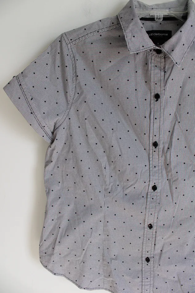 Liz Claiborne Liz Claiborne Career Black White Button Down Shirt M Rings