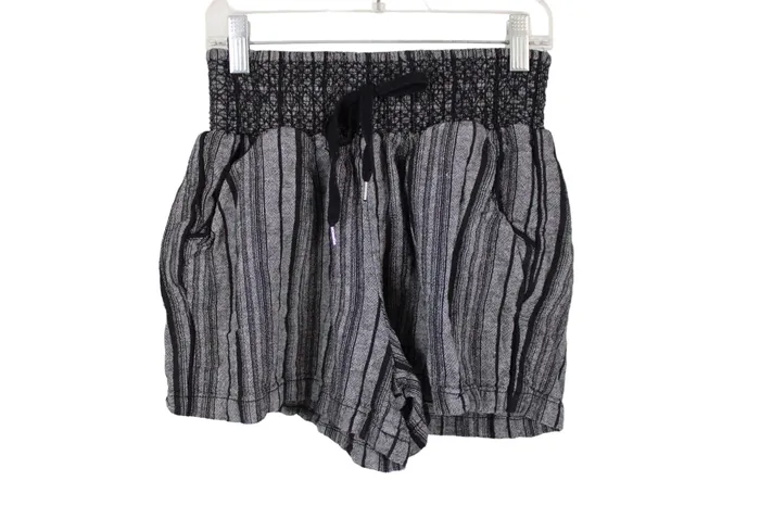 Maurices Maurices Linen Blend Shorts XS Earrings