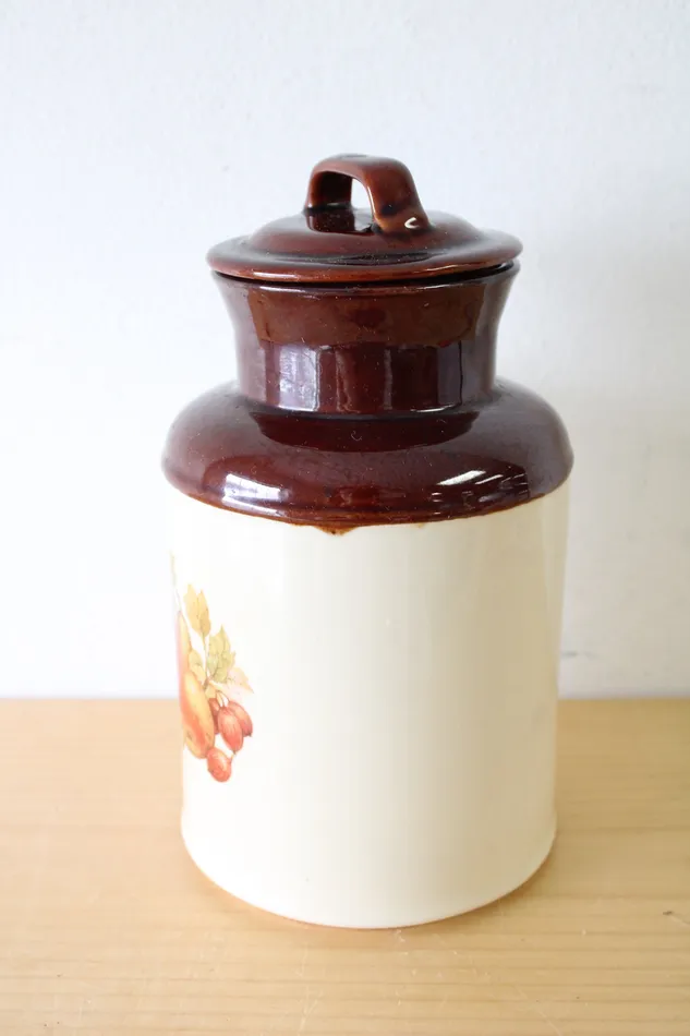 McCoy Earrings McCoy 252 USA Ceramic Fruit Print Cannister 85