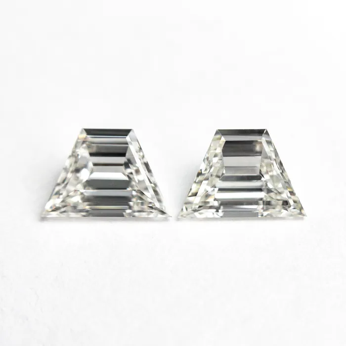 Misfit Diamonds Rings 102cttw 2pc 675x461x229mm 681x464x238mm VVS GH Trapezoid Step Cut Matching Pair 2553001 Misfit Diamonds Rings 102cttw 2pc 675x461x229mm 681x464x238mm VVS GH Trapezoid Step Cut Matching Pair 2553001
