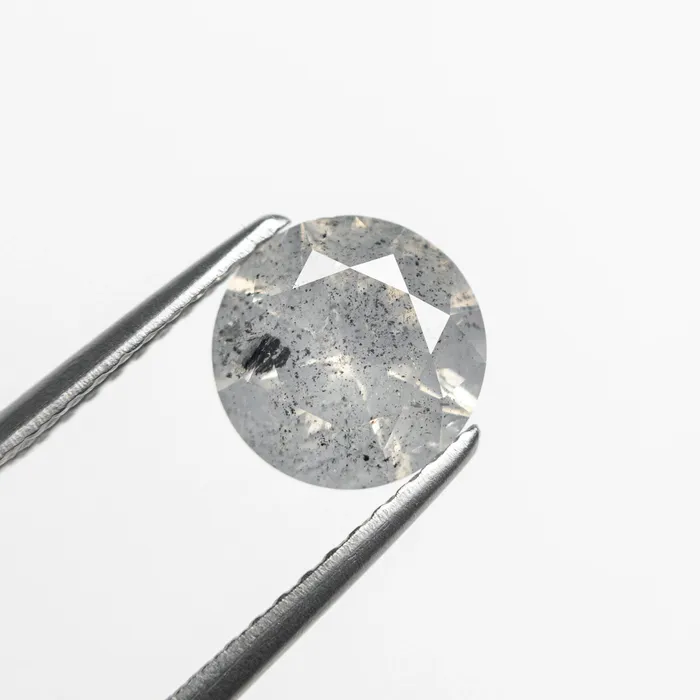 Misfit Diamonds Rings 160ct 743x742x447mm Round Brilliant 2093102
