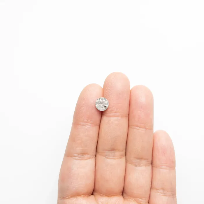Misfit Diamonds Rings 160ct 743x742x447mm Round Brilliant 2093102