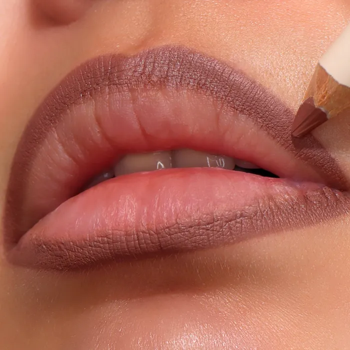 Moira Cosmetics Earrings MustHave Lip Liner Rose Beige