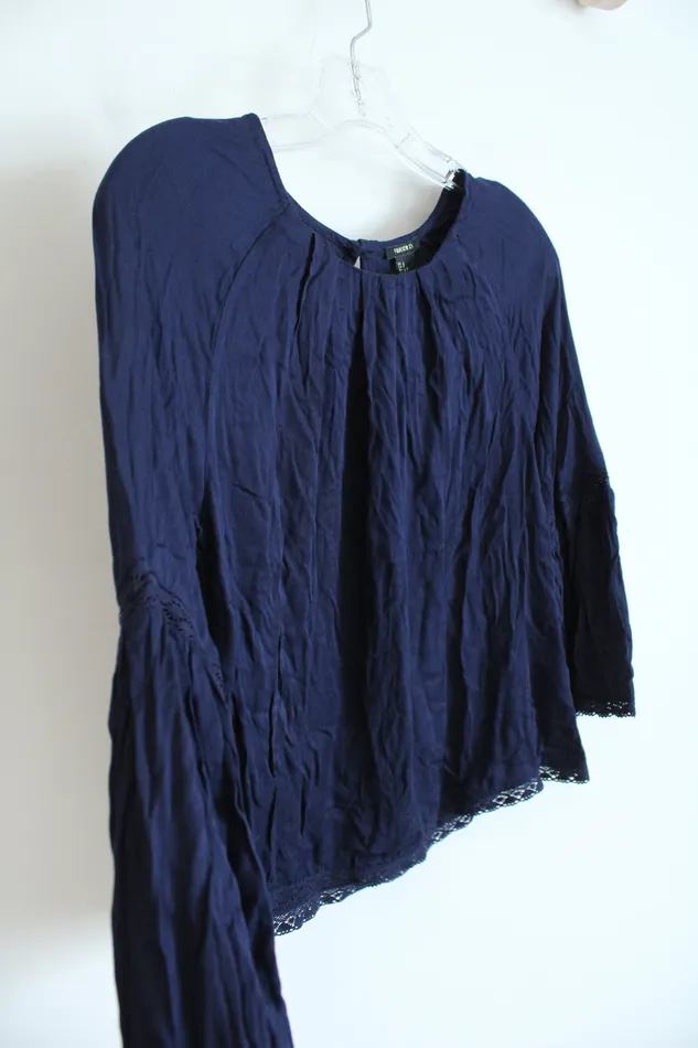 Necklaces Forever 21 Forever 21 Navy Flutter Sleeve Top S