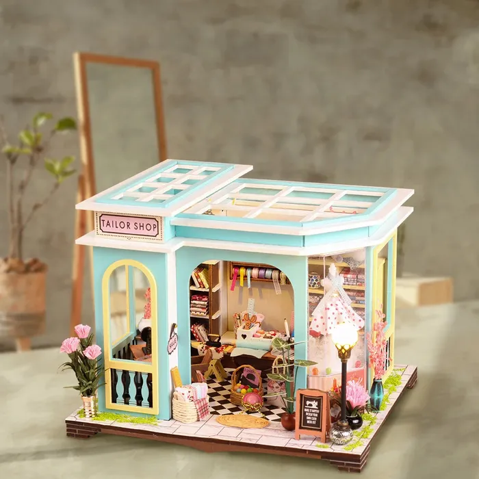 Necklaces Miniatures by NC Tailor Shop with Furniture and Light Diy Kit
