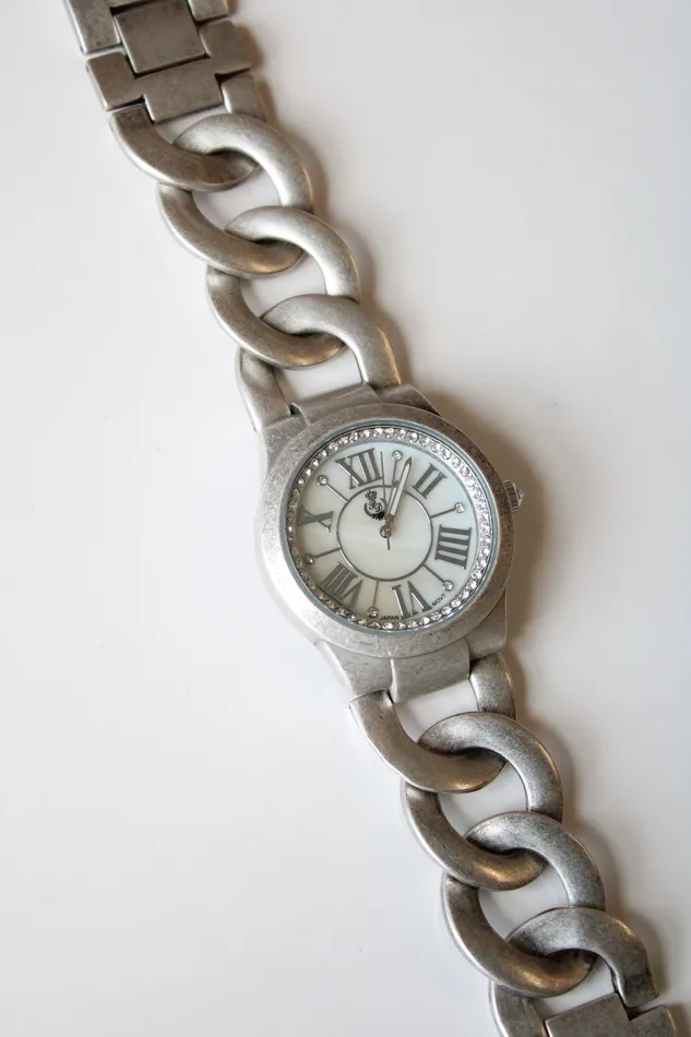 Necklaces Premier Designs Premier Designs Brushed Silver Chunky Chain Analog Watch