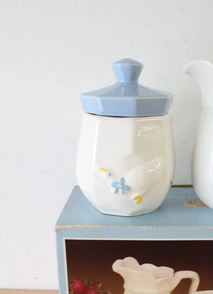 Nelson McCoy Nelson McCoy Ceramics Country Accents Creamer Sugar Set Earrings