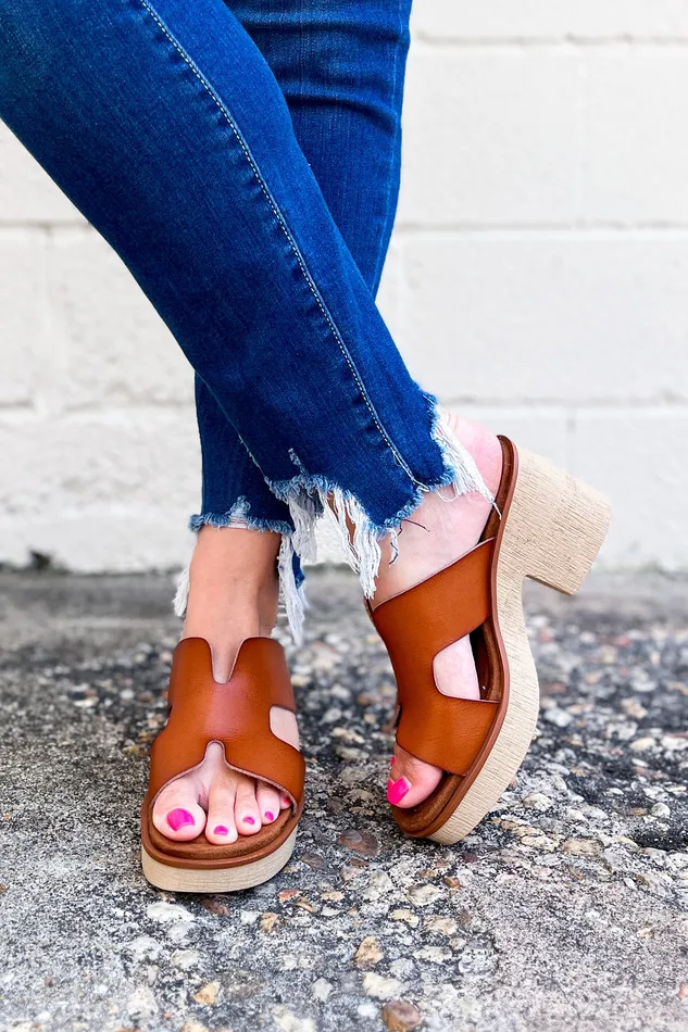 Olem Earrings Holly Platform Shoes Dark Tan