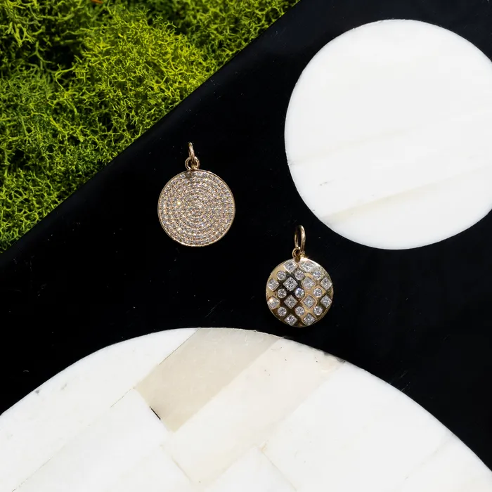 RACHEL LYNN CHICAGO Necklaces Yellow Gold Diamond Mixed Shape Disk Pendant