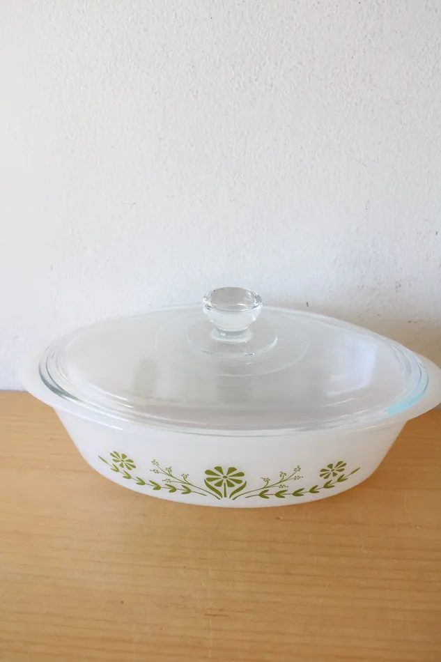 Rings Glasbake Green Daisy J235 1 QT Oval Covered Dish Glasbake