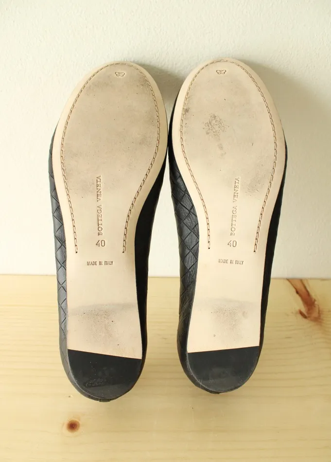 Rings Jubilee Thrift Bottega Veneta Black Leather Flats Size 40 Size 7 US