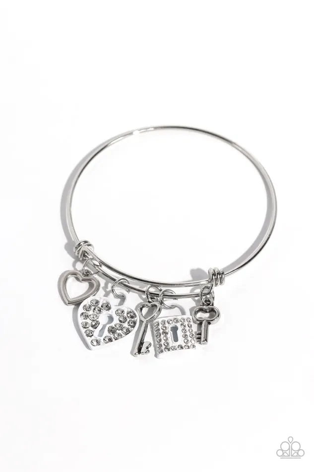 Rings Paparazzi Accessories Locked Legacy White