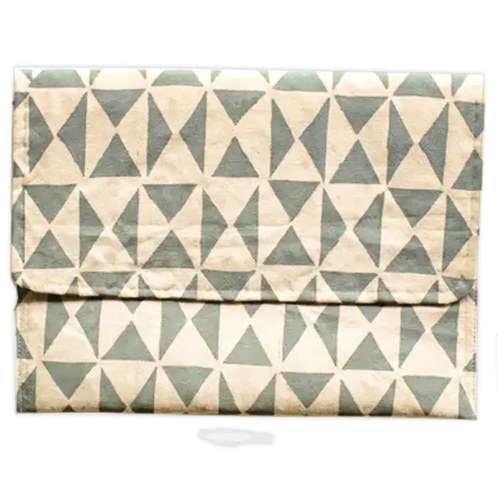 RISEBEYOND Rise Beyond The Reef Oversized ClutchLaptop Case Bebe Earrings