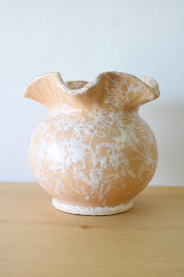 Shawnee Rings Vintage Shawnee Cameo Ware Splatter Pink White Vase 5