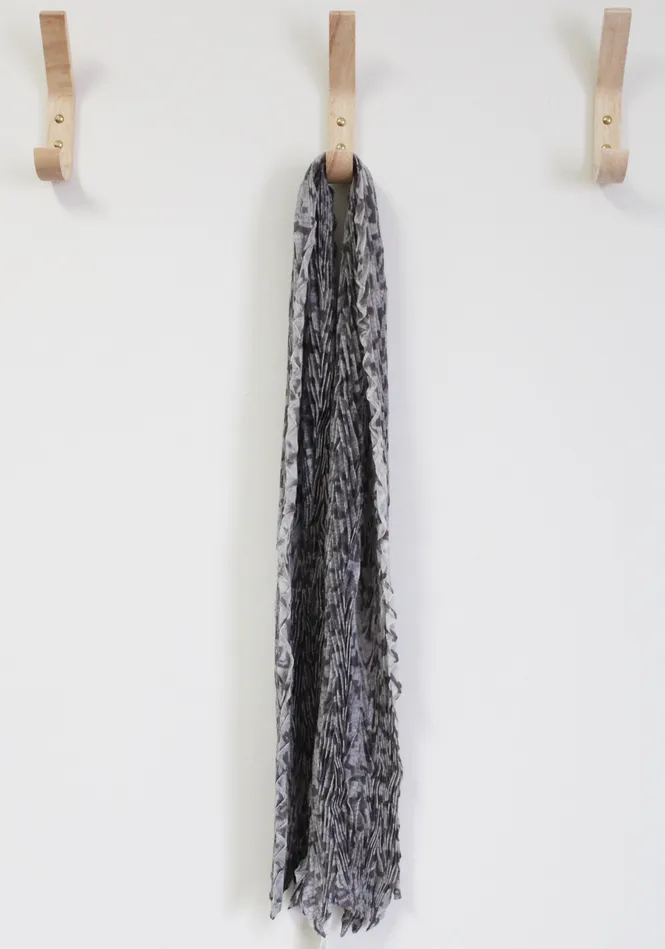 Talbots Earrings NEW Talbots Gray Snakeskin Soft Wool Scarf