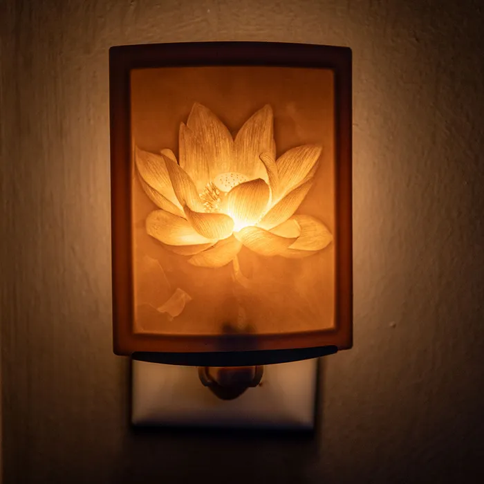 The Porcelain Garden Necklaces Lotus Flower Decorative Night Light