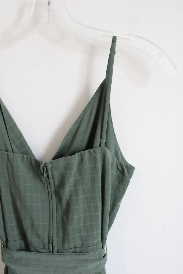 Trixxi Green Patterned Ruffled Hem Dress M Trixxi Earrings