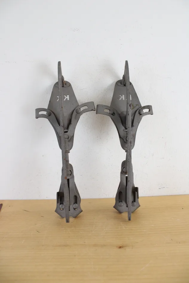 Vintage Klipper Klub KK Ice Skates Jubilee Thrift Earrings