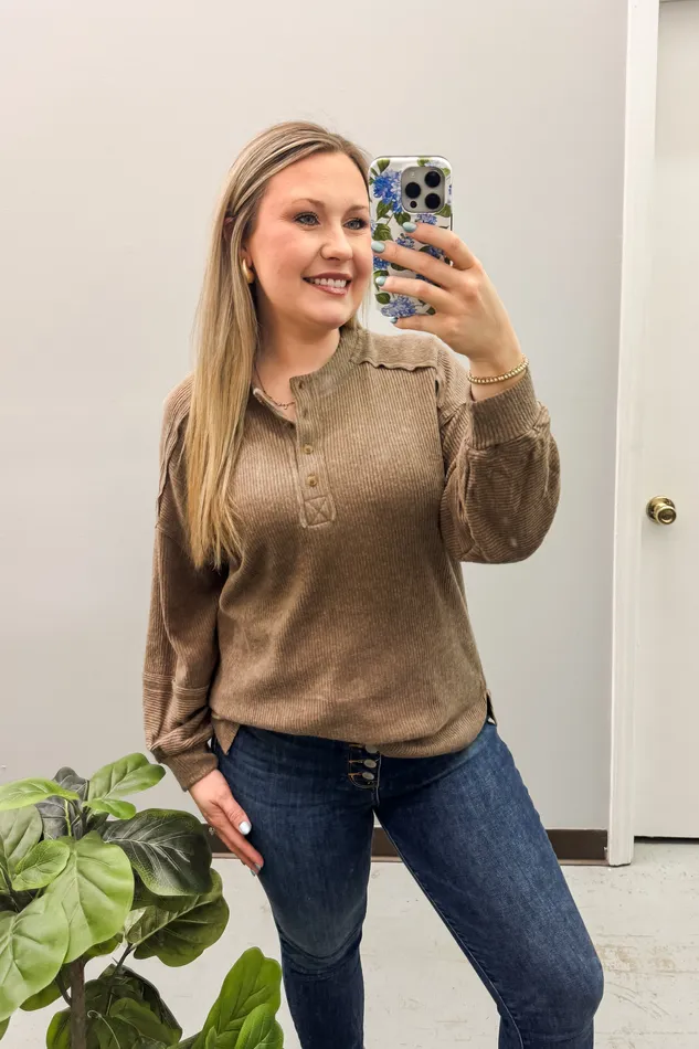 Zenana Earrings RESTOCK The Alexa Henley Top Mocha